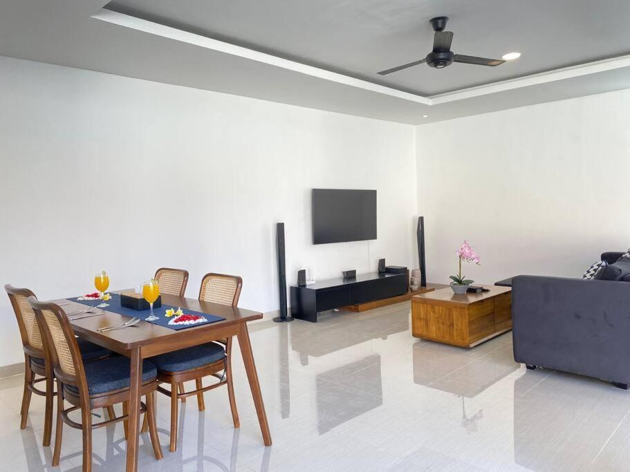 Villa Akmali Umalas 2Br With Private Pool & Jacuzzi Canggu Extérieur photo