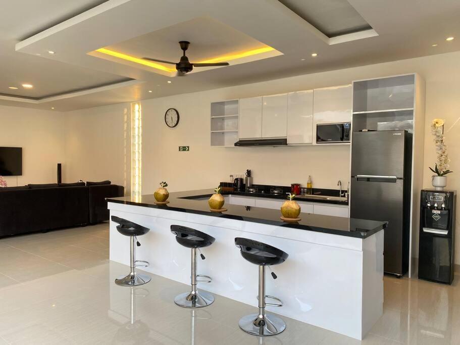 Villa Akmali Umalas 2Br With Private Pool & Jacuzzi Canggu Extérieur photo