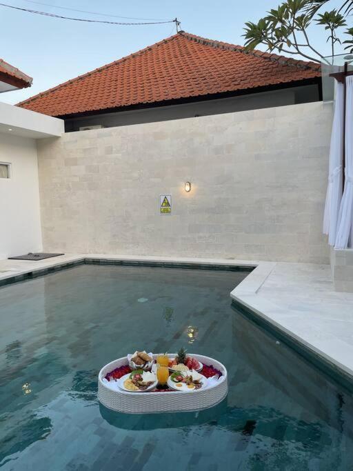 Villa Akmali Umalas 2Br With Private Pool & Jacuzzi Canggu Extérieur photo