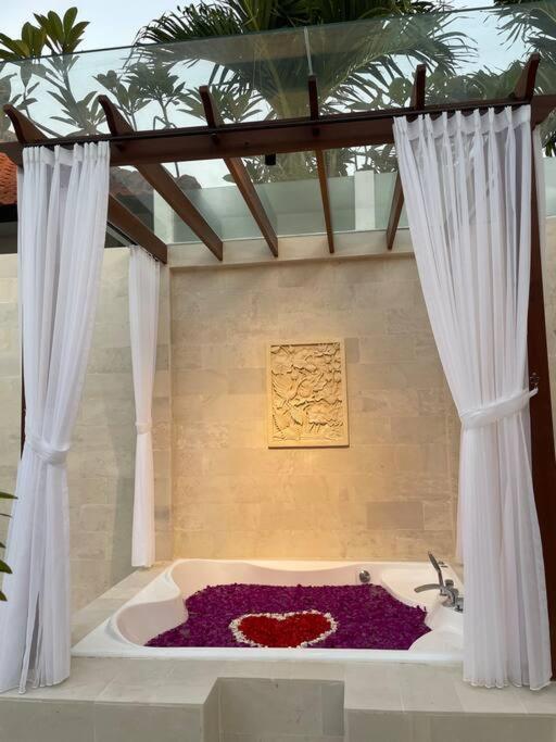 Villa Akmali Umalas 2Br With Private Pool & Jacuzzi Canggu Extérieur photo