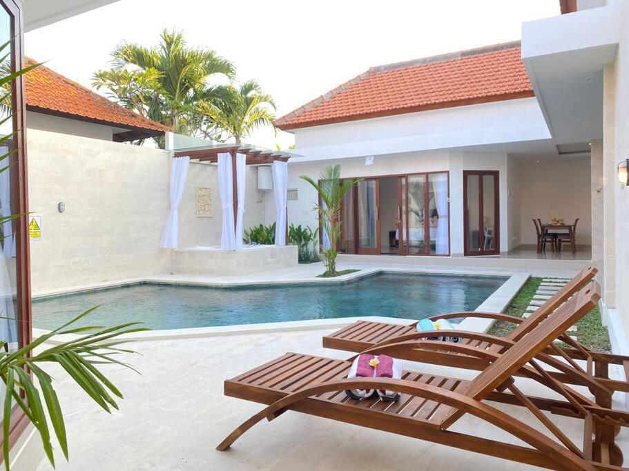 Villa Akmali Umalas 2Br With Private Pool & Jacuzzi Canggu Extérieur photo