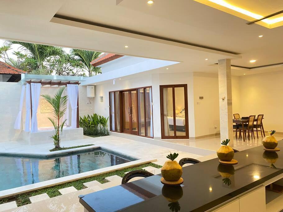 Villa Akmali Umalas 2Br With Private Pool & Jacuzzi Canggu Extérieur photo